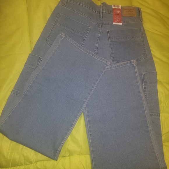 Levi's Light Blue  Jeans with Utility Pocket - Picture 3 of 4